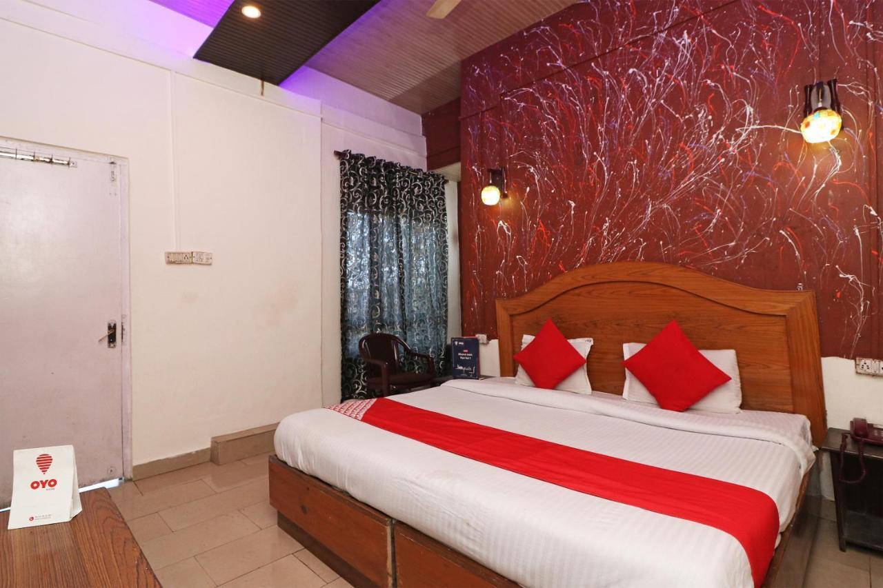 Oyo 77137 Hotle Castle Inn Mumbai Exterior foto